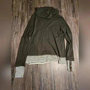 Lovely Melody Cowl Neck Stlye Olvie Long Sleeve